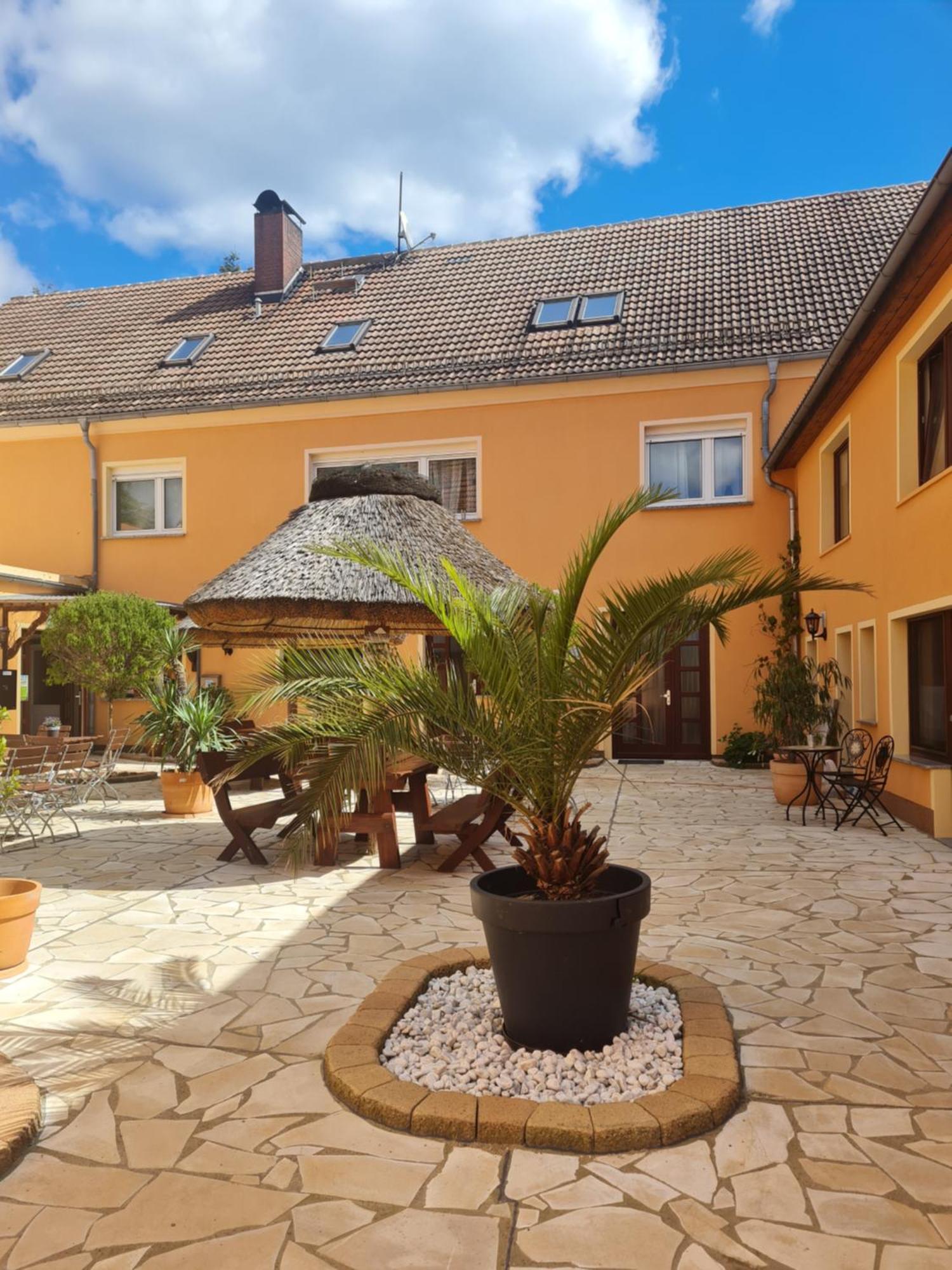 Pension Cubana Rothenburg  外观 照片
